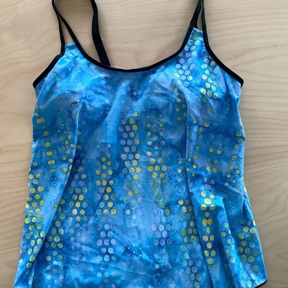 Tank Top with Built in Bra size Large (FO) - Picture 6 of 10